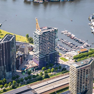 HAUT - hoogste houten woongebouw in Nederland (© Topview Luchtfotografie) HAUT - hoogste houten woongebouw in Nederland (© Topview Luchtfotografie)