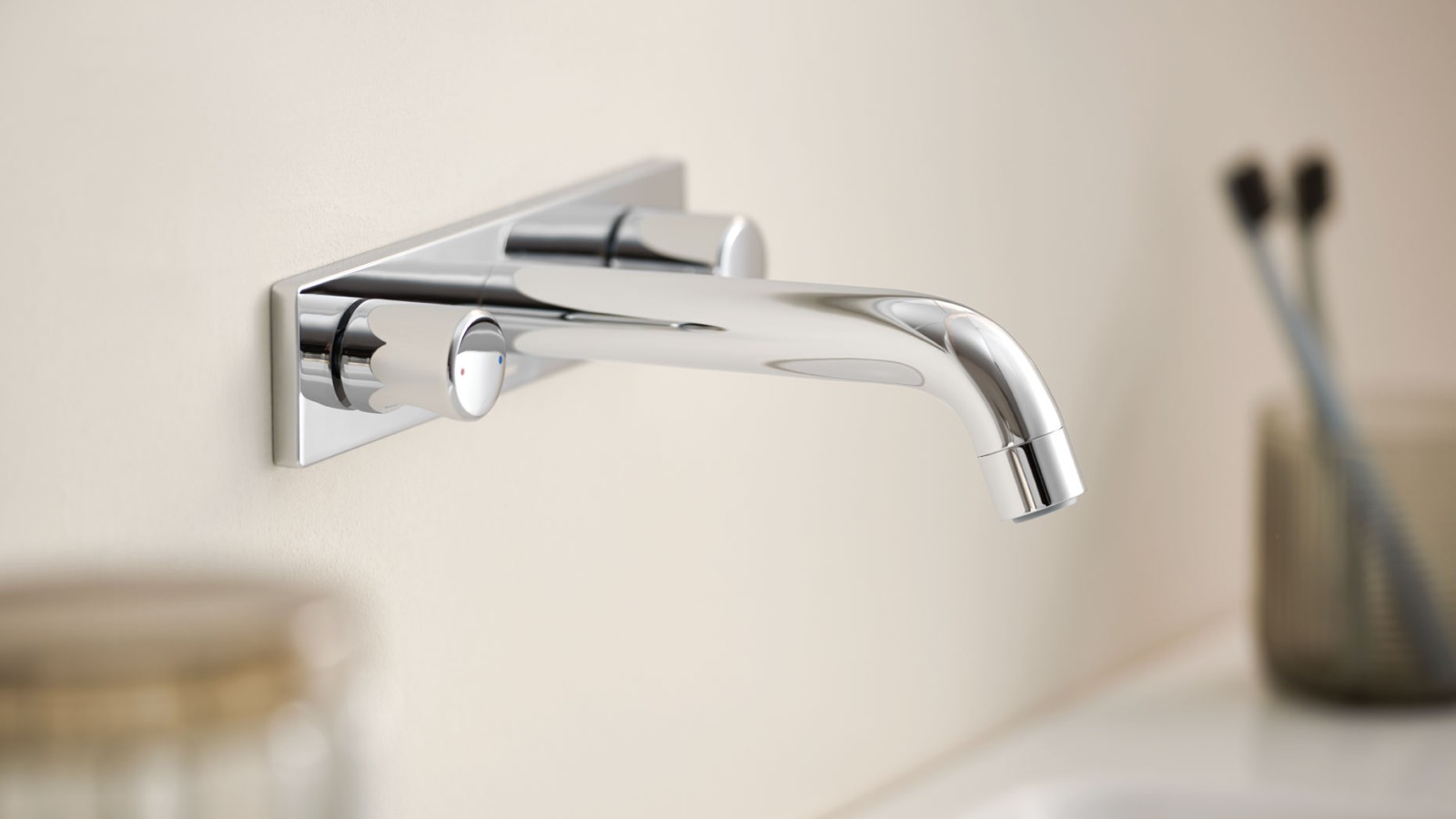 Geberit ONE wandkraan met afgerond design Geberit ONE wandkraan met afgerond design