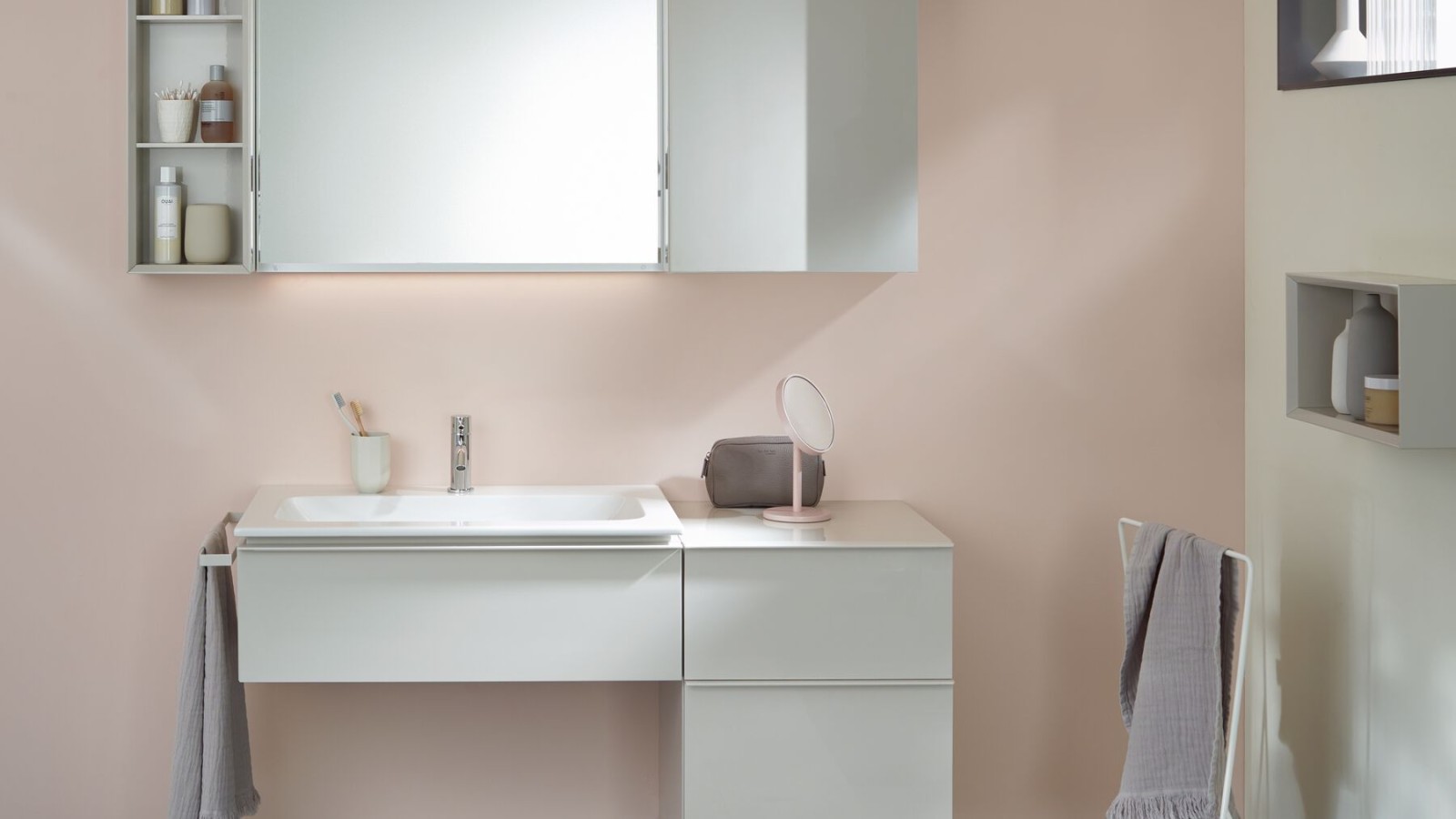 Geberit iCon badmeubels met zijkast Geberit iCon badmeubels met zijkast
