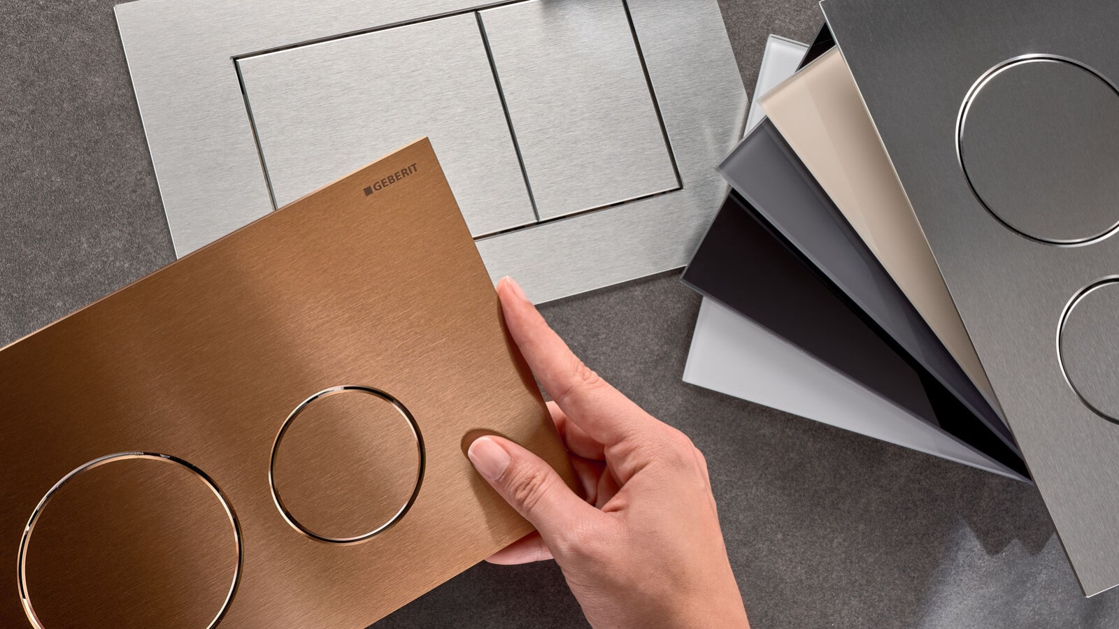 Geberit bedieningsplaten Sigma40 in verschillende materialen en kleuren. Geberit bedieningsplaten Sigma40 in verschillende materialen en kleuren.