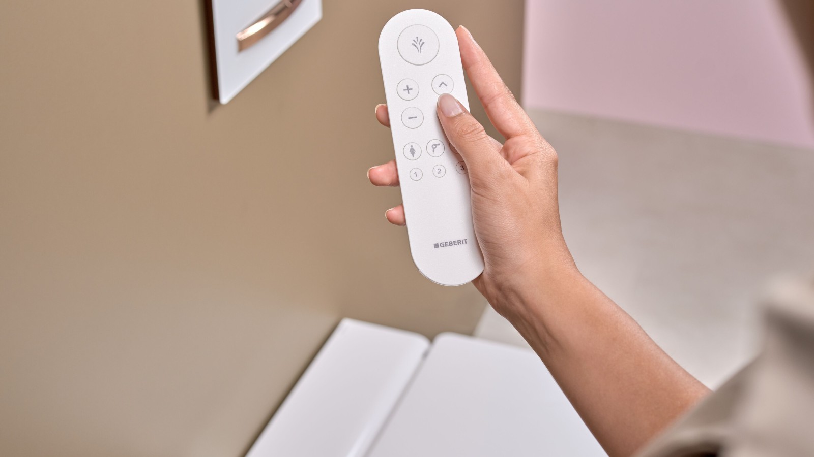 Geberit AquaClean Mera met afstandbediening