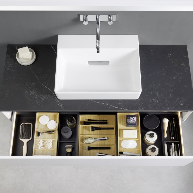 Geberit ONE open lade met lade-indelers Geberit ONE open lade met lade-indelers