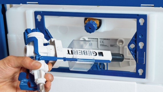 Geberit DuoFix en Geberit vlotterkraan type 383 voor het inbouwreservoir Geberit DuoFix en Geberit vlotterkraan type 383 voor het inbouwreservoir