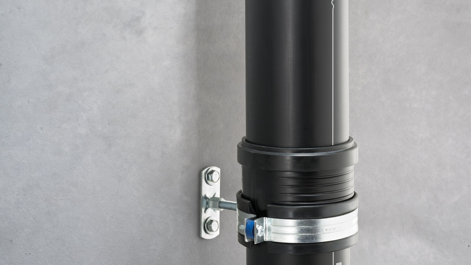 Geluiddempende systeempijpklem voor Geberit Silent-Pro