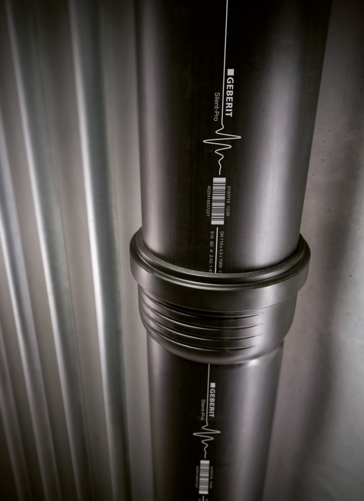 Geluidsisolerend afvoersysteem Geberit Silent-Pro: geluiddempende standleiding