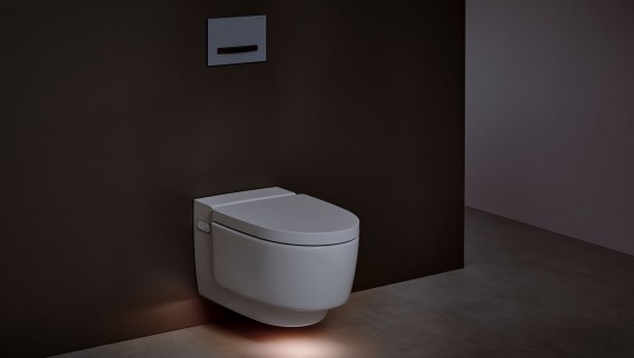 Geberit AquaClean Mera met oriëntatieverlichting Geberit AquaClean Mera met oriëntatieverlichting