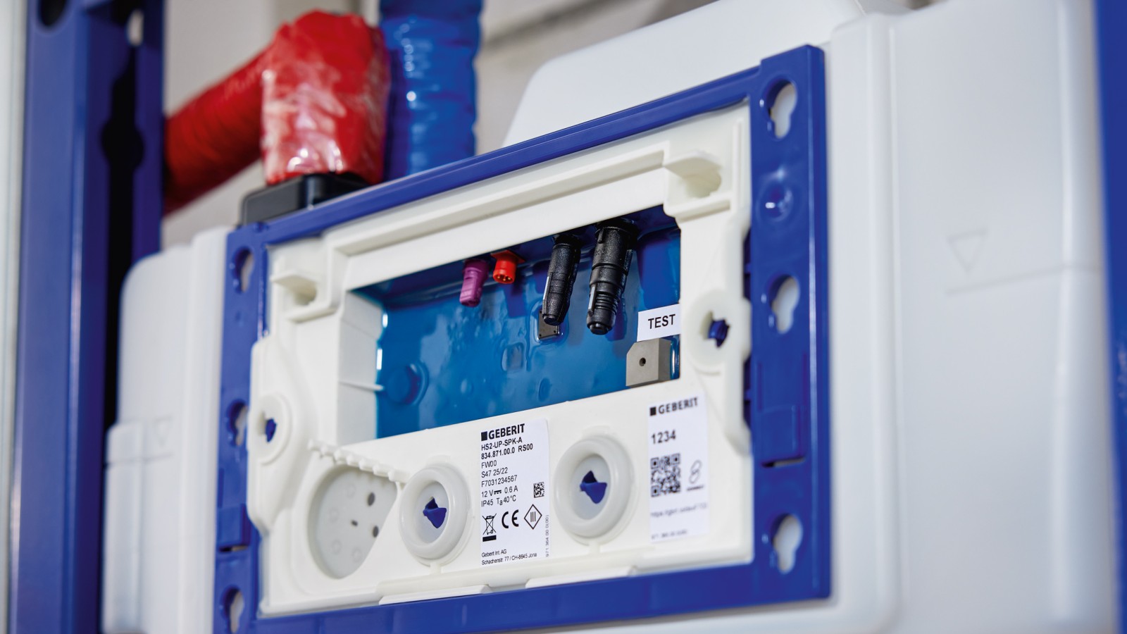 Besturing van de Geberit HS30 Hygiënische spoeling in het inbouwspoelreservoir.