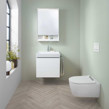 In een kleine badkamer is het extra belangrijk dat u voldoende ruimte heeft om te bewegen én om spullen op te bergen. Met Geberit ONE combineert u slimme oplossingen met een stijlvol design. Zo wordt zelfs de kleinste ruimte praktisch én mooi ingericht. In een kleine badkamer is het extra belangrijk dat u voldoende ruimte heeft om te bewegen én om spullen op te bergen. Met Geberit ONE combineert u slimme oplossingen met een stijlvol design. Zo wordt zelfs de kleinste ruimte praktisch én mooi ingericht.