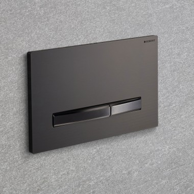 Geberit Sigma50 Square met zwart chroome toetsen Geberit Sigma50 Square met zwart chroome toetsen