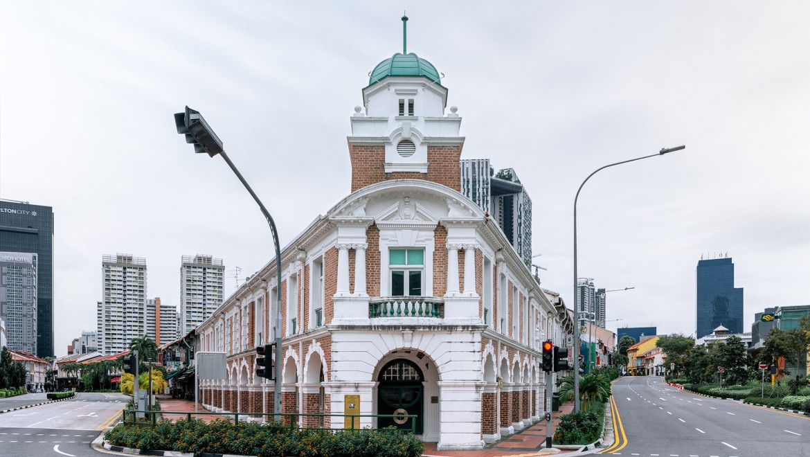 Born Restaurant is gevestigd in Jinrikisha Station, een van de weinige historische gebouwen in Singapore (© Owen Raggett)