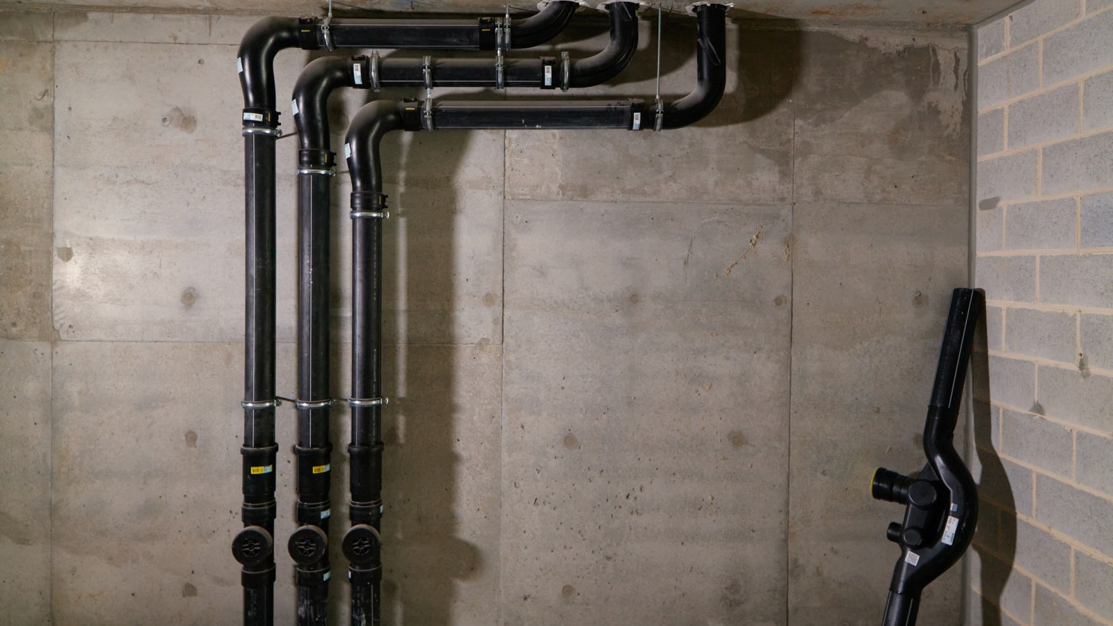 De gebouwafwatering met SuperTube leidde tot aanzienlijke winst aan woonruimte (© Michael Curwood & Adam Powell) De gebouwafwatering met SuperTube leidde tot aanzienlijke winst aan woonruimte (© Michael Curwood & Adam Powell)