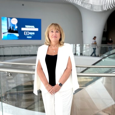 Zorgt dat patiënten én personeel zich goed voelen: Prof. Dr. Zeynep Kahveci. (© Doruk Hospital) Zorgt dat patiënten én personeel zich goed voelen: Prof. Dr. Zeynep Kahveci. (© Doruk Hospital)