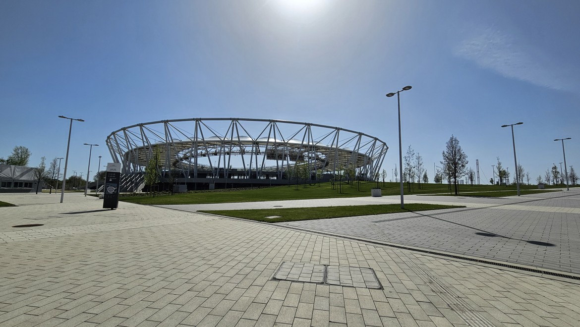 Het stadion legt de basis voor het masterplan voor de wijk Southgate in Boedapest (© Geberit) Het stadion legt de basis voor het masterplan voor de wijk Southgate in Boedapest (© Geberit)