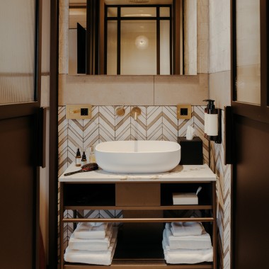 De badkamers zijn uitgerust met de Geberit AquaClean Mera douchewc’s (© Nina Slagmolen) De badkamers zijn uitgerust met de Geberit AquaClean Mera douchewc’s (© Nina Slagmolen)