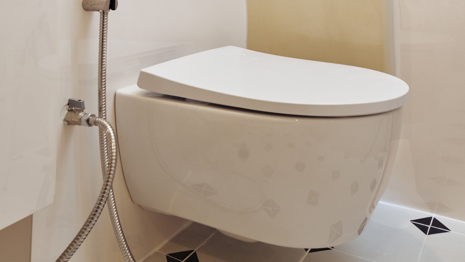 Wandhangend Geberit iCon toilet (© Watson Lau) Wandhangend Geberit iCon toilet (© Watson Lau)