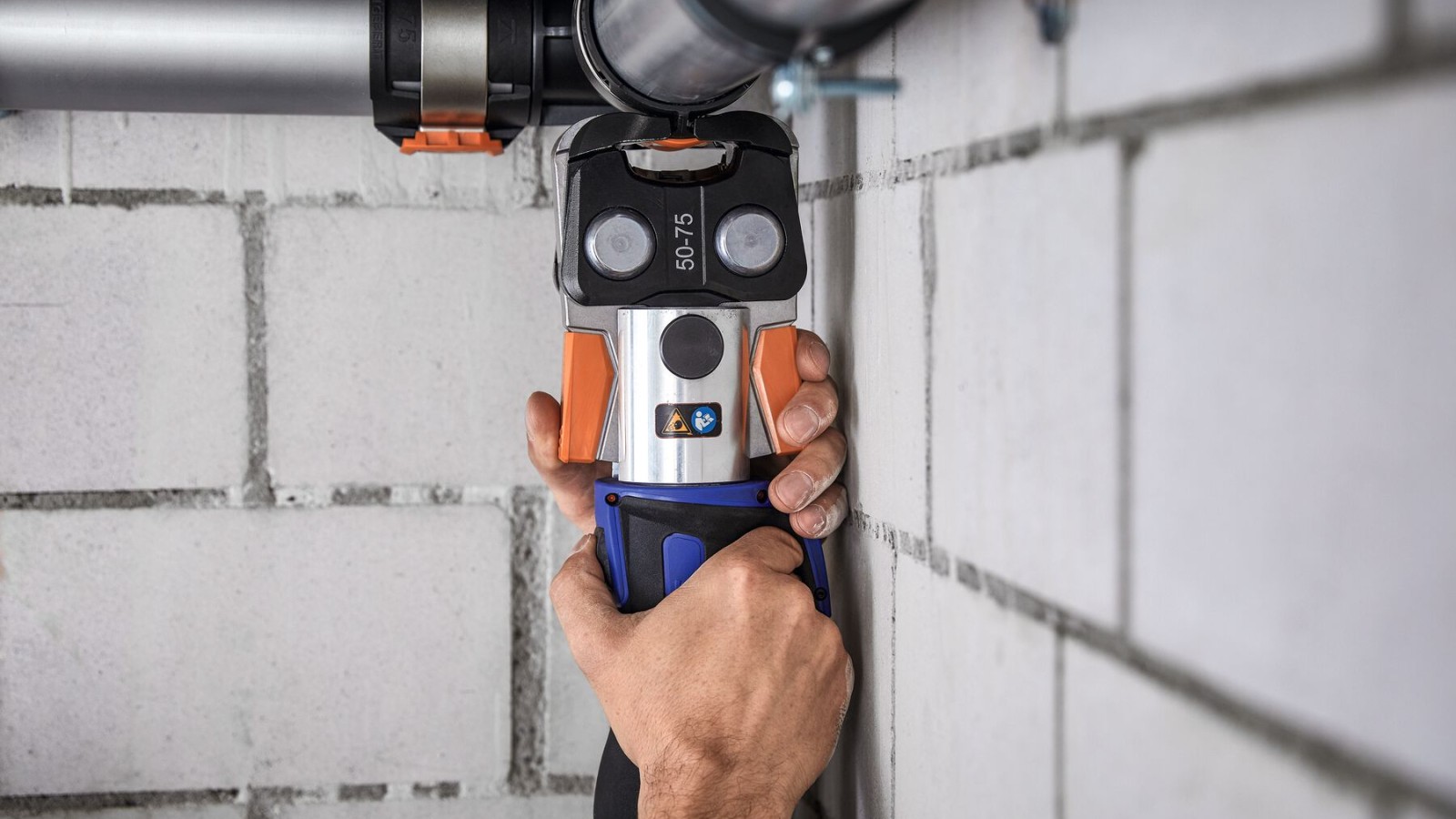 Geberit FlowFit kan op krappe plaatsen worden verperst Geberit FlowFit kan op krappe plaatsen worden verperst