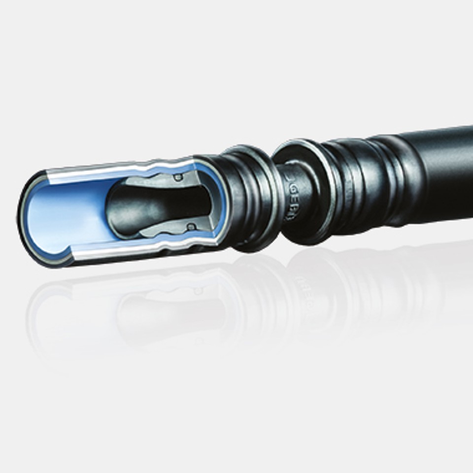 Een Geberit Mepla verbinding van fitting en buis Een Geberit Mepla verbinding van fitting en buis