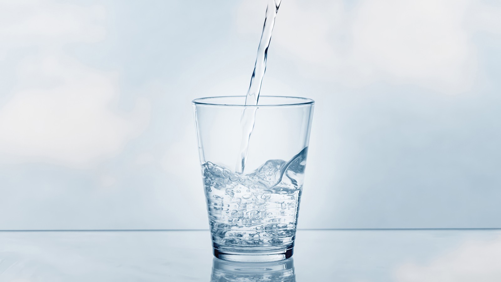 Drinkwaterhygiëne met het Geberit hygiënesysteem (© 2024 winyuu/Shutterstock)
