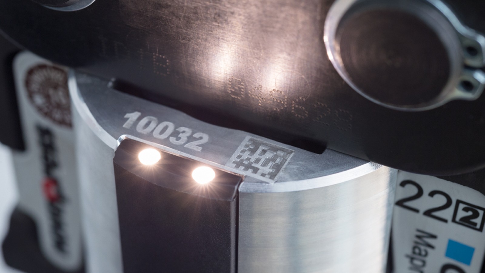 Geberit perstang met perspuntbelichting zorgt voor goed zicht in donkere hoeken Geberit perstang met perspuntbelichting zorgt voor goed zicht in donkere hoeken