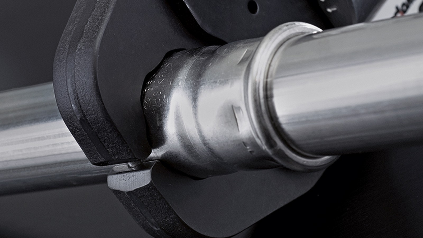 Persbekken met Mapress buis Persbekken met Mapress buis