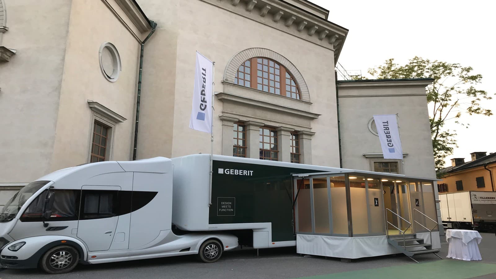Geberit AquaClean truck