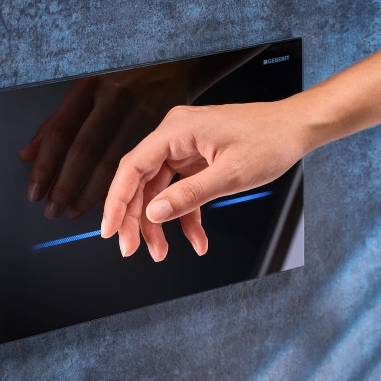 Geberit Sigma80 met touch-free bediening Geberit Sigma80 met touch-free bediening
