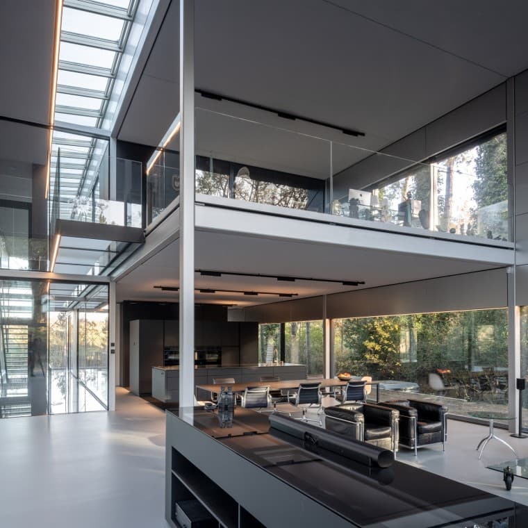 Het gebouw kan bijna volledig worden gedemonteerd en hergebruikt (© Lucas van der Wee) Het gebouw kan bijna volledig worden gedemonteerd en hergebruikt (© Lucas van der Wee)