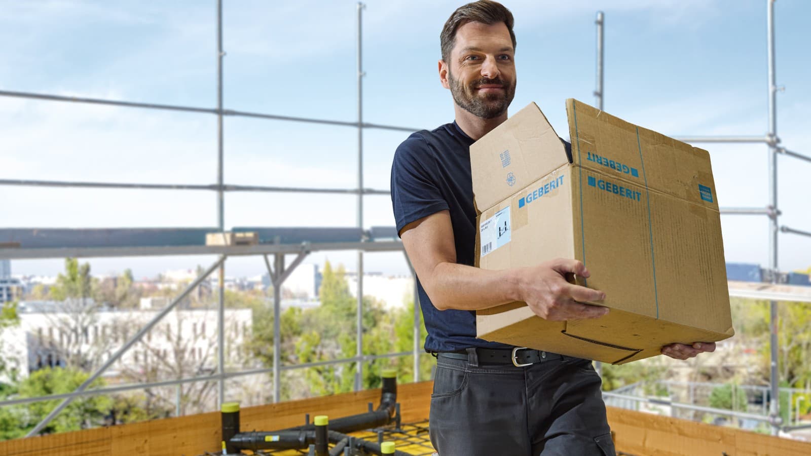 De Geberit Instortbeugel is eenvoudiger te transporteren. De Geberit Instortbeugel is eenvoudiger te transporteren.